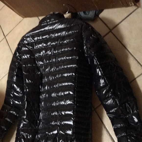 “CALVIN KLEIN PREMIUM DOWN COAT” IN “LIKE NEW” CONDITION‼️ - Picture 8 of 8